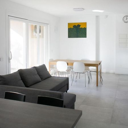 Bnbutler - Govone - Ampio E Luminoso Appartamento Con Terrazza Mediolan Zewnętrze zdjęcie