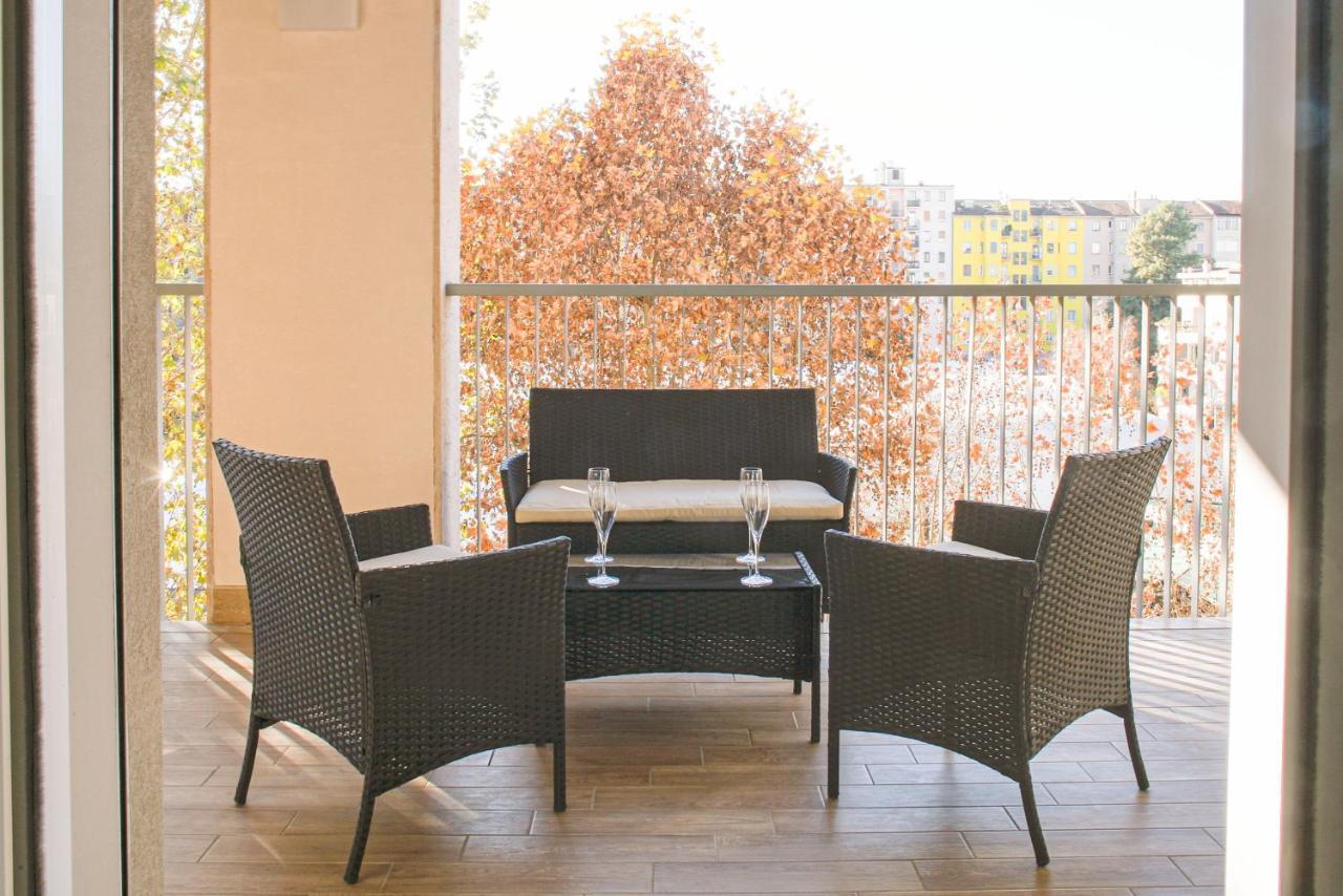 Bnbutler - Govone - Ampio E Luminoso Appartamento Con Terrazza Mediolan Zewnętrze zdjęcie